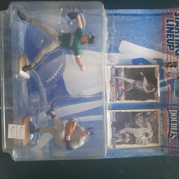 Starting Lineup Collectibles - Picture 1 of 3